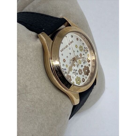 Michael Kors Slim Runway MK4384 Women's Black Leather Analog Dial Watch EY123 - Picture 5 of 12